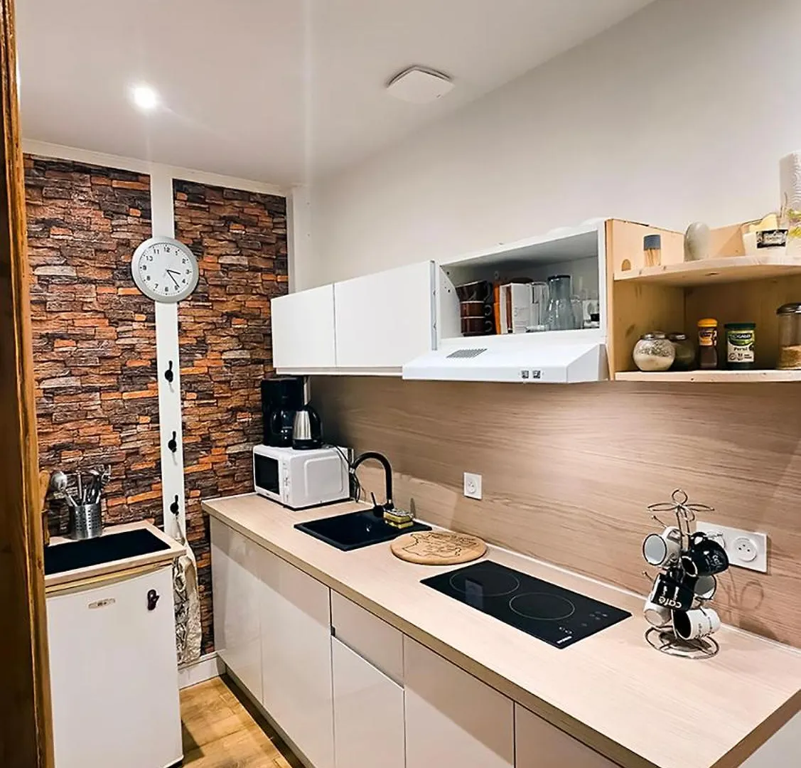 Studio N1 Cool A Carmaux, فرنسا